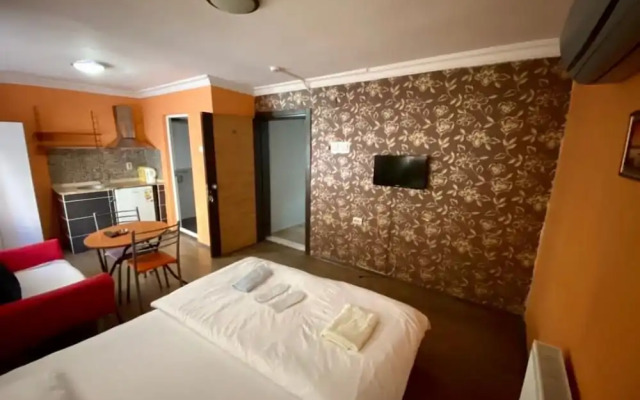 13 Rooms Hotel Apart Alsancak