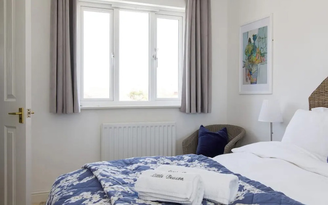 Wonderful Seafront Home - Panoramic Ocean Views