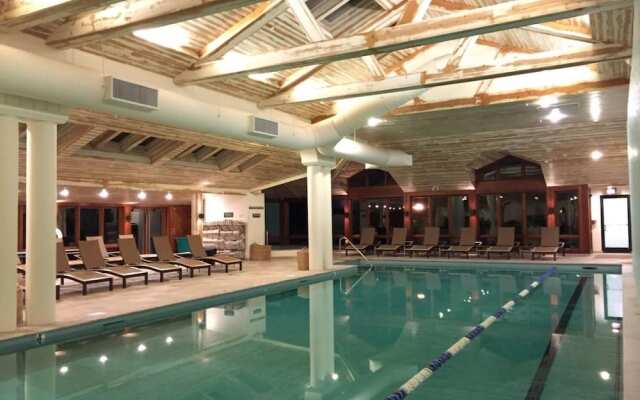 Pet Friendly Pines at Topnotch