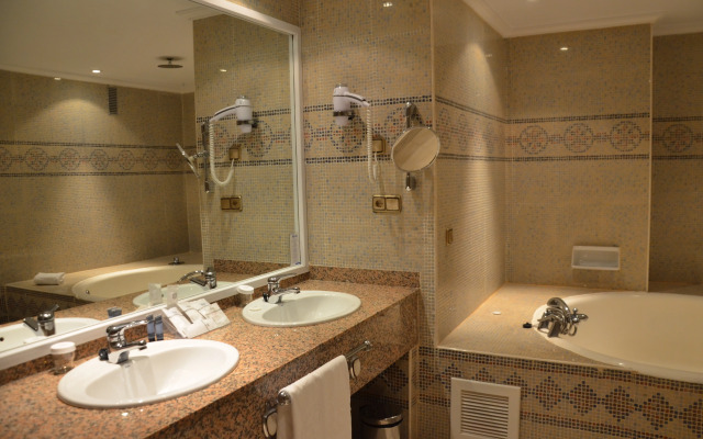 Hotel Beatriz Toledo Auditorium & Spa