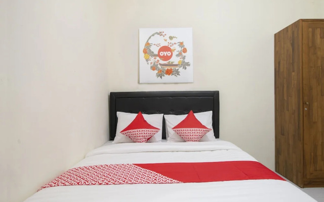 Griya Hanum Syariah by OYO Rooms