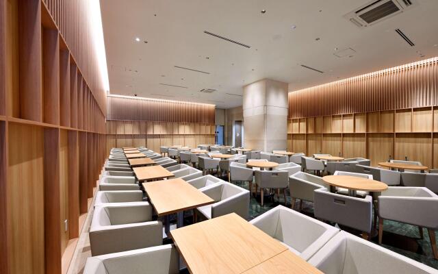 Oriental Suites Airport Osaka Rinku