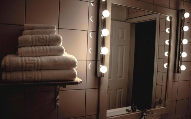 Theothea Suites