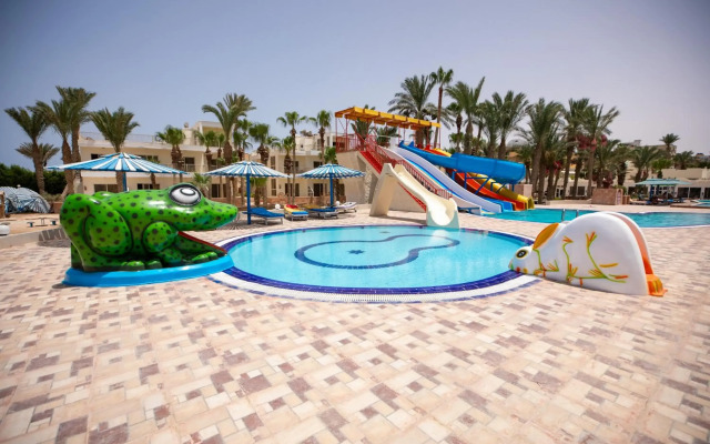 Royal Star Empire Beach Resort