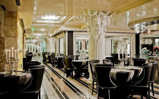 Royal Casa Villas
