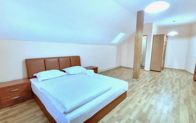 Brekner Private House