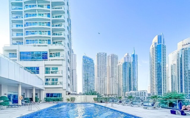 Plush Studio Having Lake View by Bnbmehomes