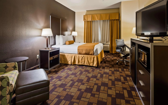 Best Western Windsor Pointe Hotel & Suites-Frost Bank Center