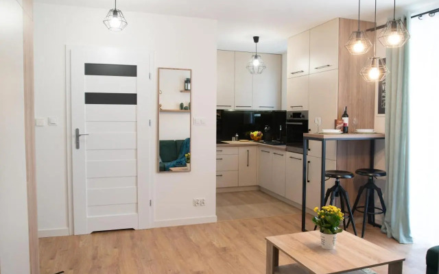 Apartament Zielony - Okrzei (Garaż, Targi)