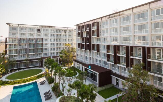 The Idle Hotel and Residence