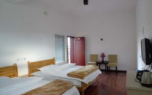 Dali Wanghaiting Inn