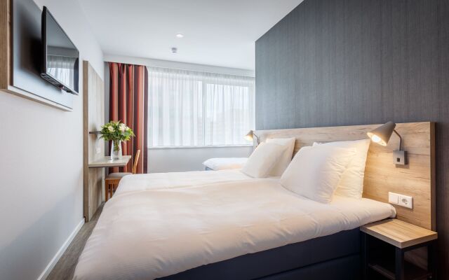 Joy Hotel