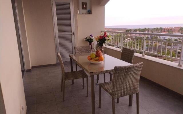 Comfortable apartment with amazing sea views