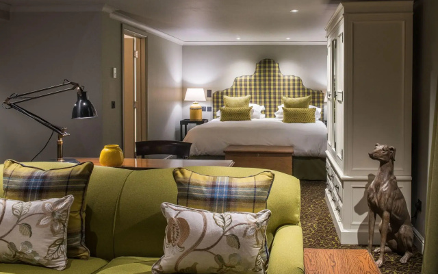 The Lygon Arms - an Iconic Luxury Hotel