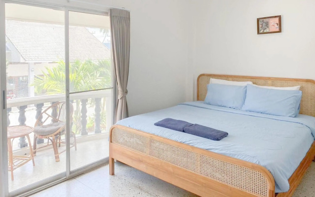 Bang Saphan Resort Hotel