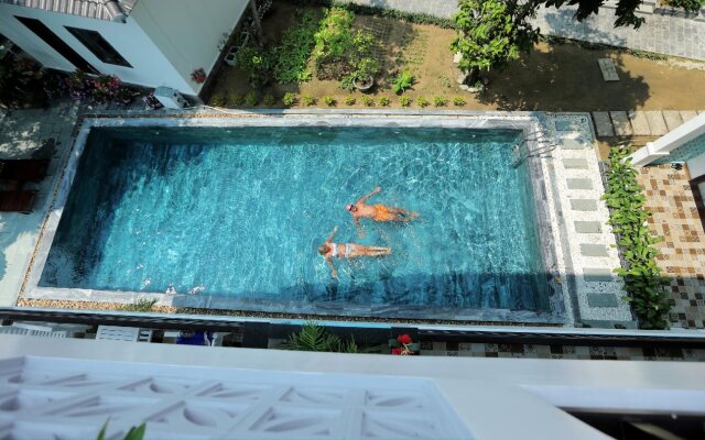 Tropical Garden Homestay Villa