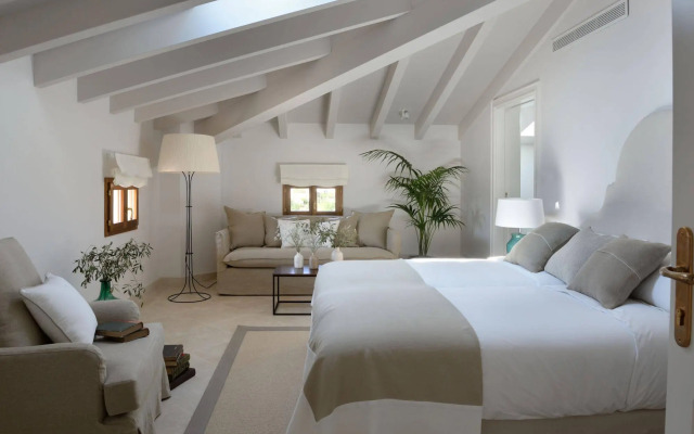 Cal Reiet Holistic Retreat