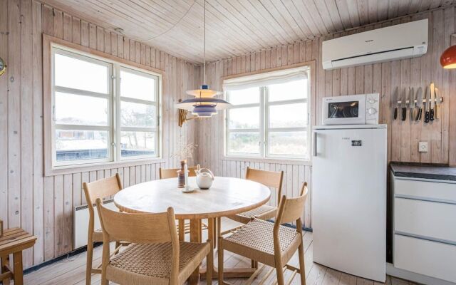 6 Person Holiday Home in Henne