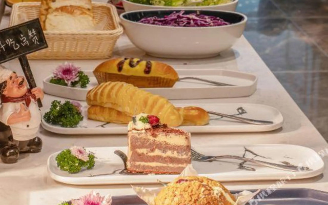 Aegean Hotel (Dongyang First Department Store)