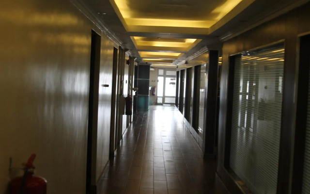 Airport Landing Hotel