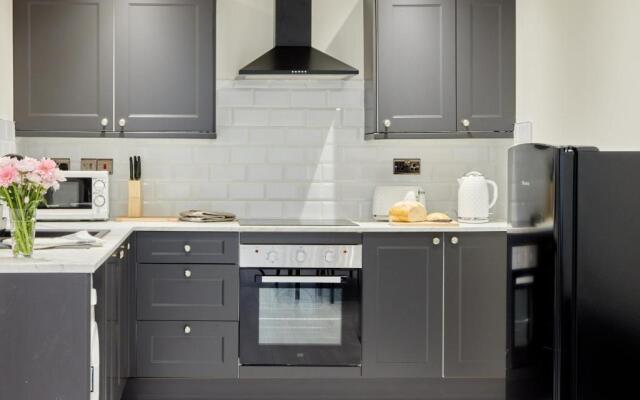Harthill Apartment