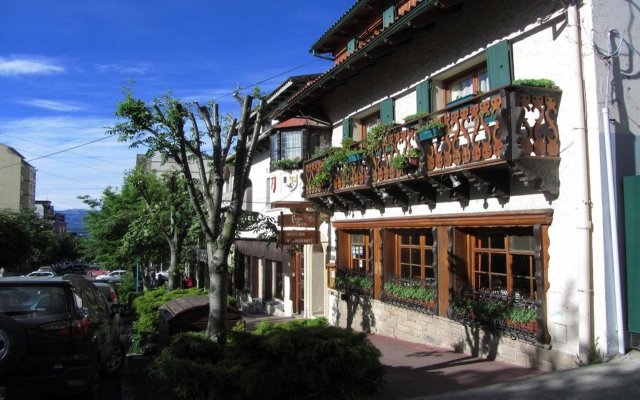 Hosteria La Casita (Ex Casita Suiza)