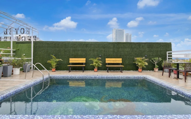 FabHotel Prime Eco Park