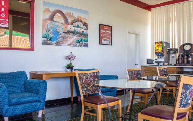 Econo Lodge Tucson