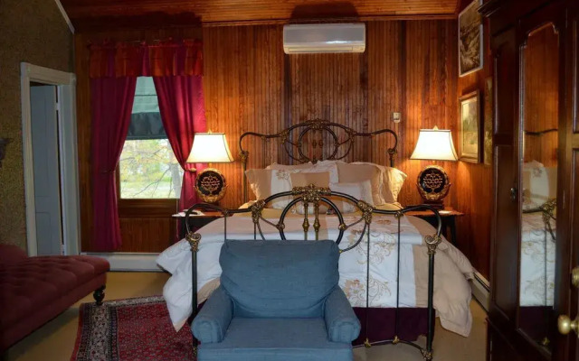 Fairlawn Inn
