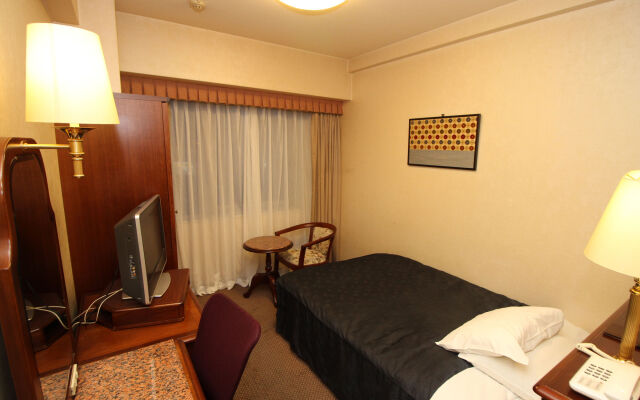 Hotel Claiton Shin-Osaka