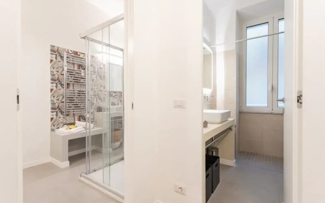 Parisa suite2