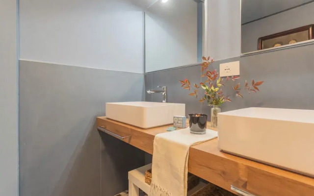 Cinque Giornate 70 Suites by Rent all Como