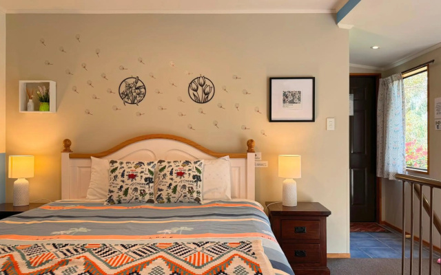 Alpine View Lodge – Guest Rooms – Wanaka