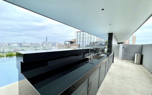 Le Places The Luxury MarQ Saigon Apartment