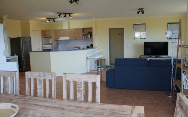 Luxury At Tallawang Malua Bay