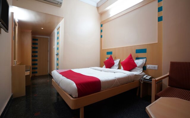 OYO Flagship 19581 Hotel Raj Classic MG Road