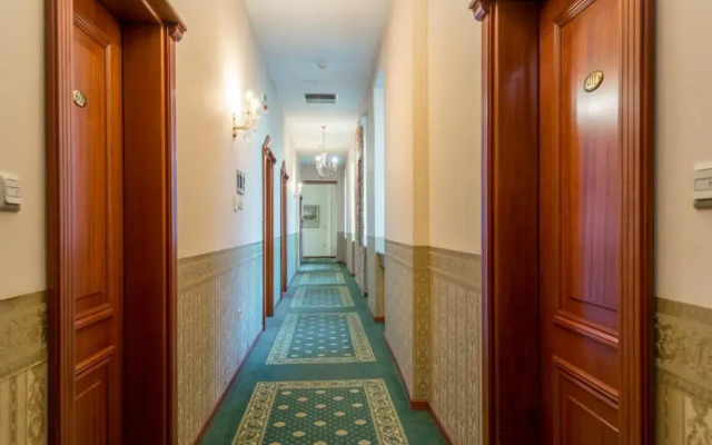 Alexios Luxury Hotel