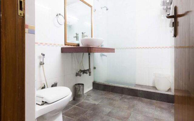 OYO 315 Hotel Tavern