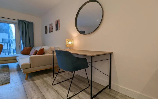 Hounslow Apartments by Charles Hope