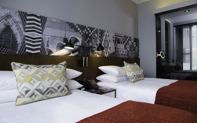 Hotel Love It CAS Consulate