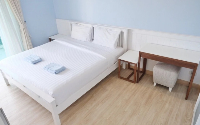 The Sea Condominium A22