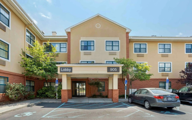 Extended Stay America Suites Long Island Bethpage