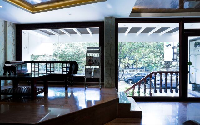 Treebo Grace Inn, 3 Min Walk From Promenade Beach