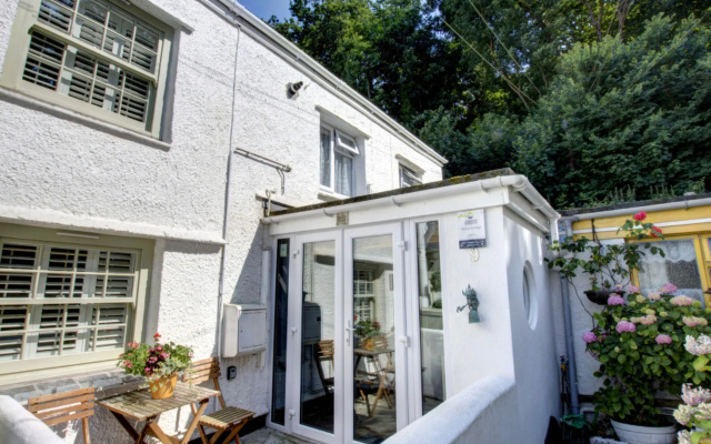 Holiday Home Grove Place