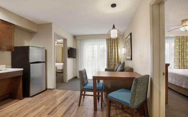 Homewood Suites by Hilton Kansas City-Airport