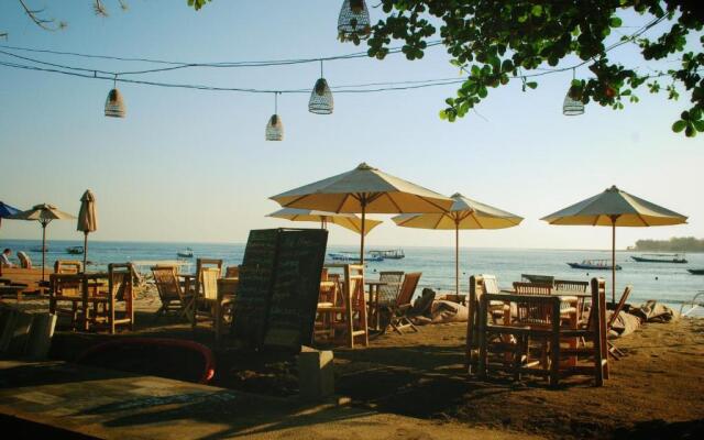 Gili Smile Bungalows