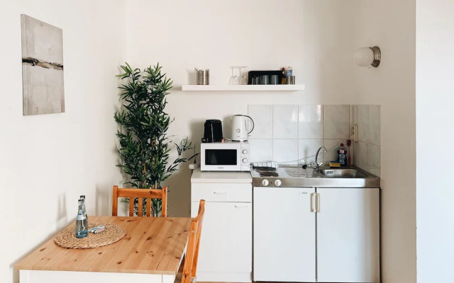 Apollo Apartments