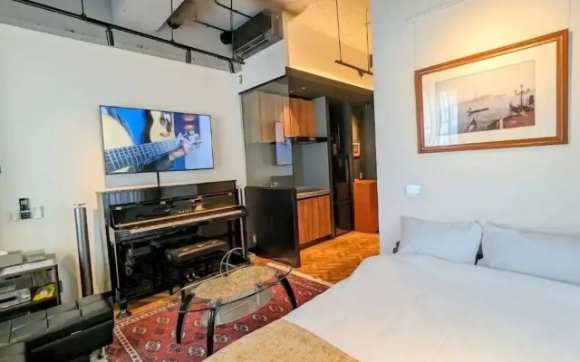 Acoustic GARAGE