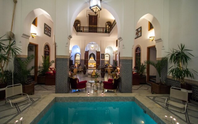 Room in B&B - Riad Authentic Palace & Spa -jawhara