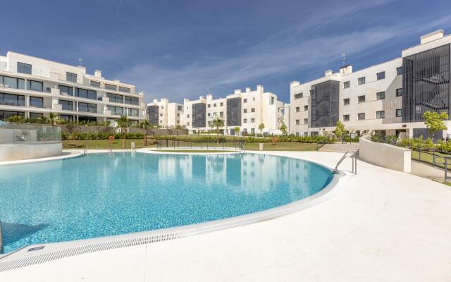 Ivy in Fuengirola with 2 bedrooms and 2 bathrooms